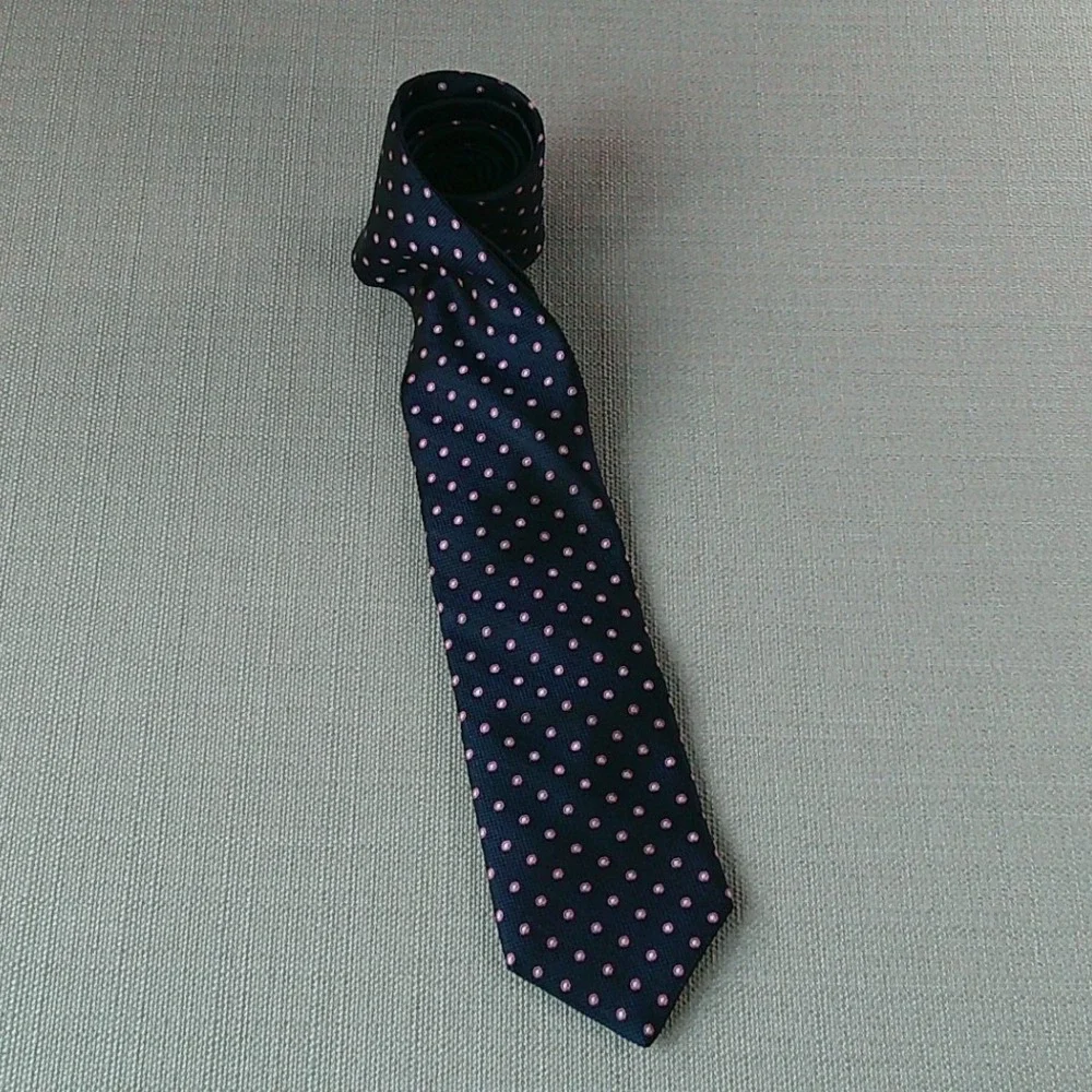 Roundtree & Yorke Necktie Mens Navy Blue Pink Silk Dotted Geometric Tie NWT